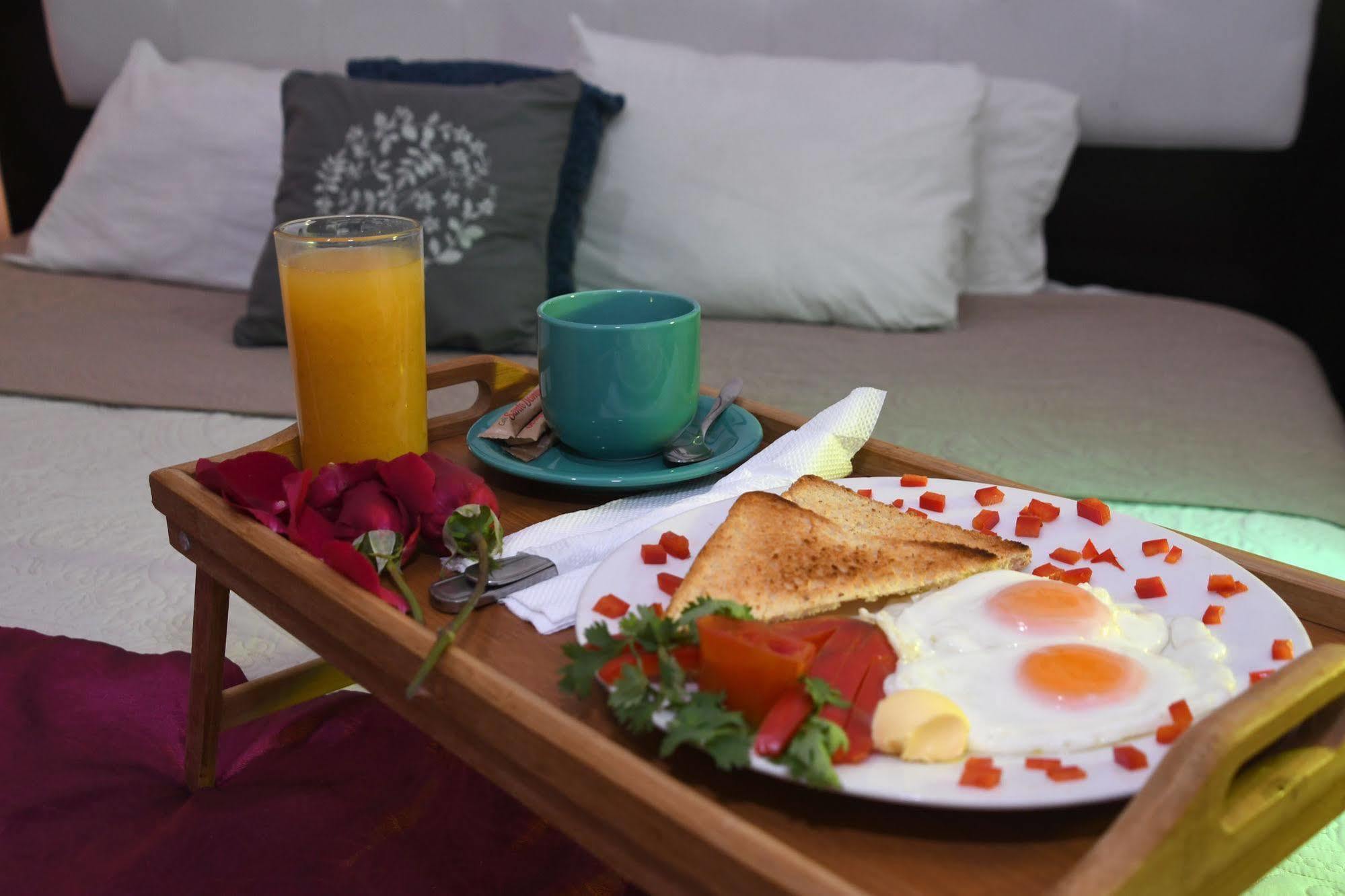 Hostal San Francisco De Asis Santo Domingo Buitenkant foto