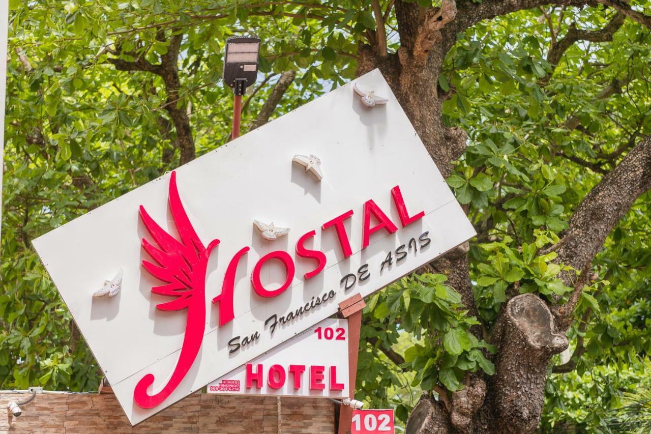 Hostal San Francisco De Asis Santo Domingo Buitenkant foto