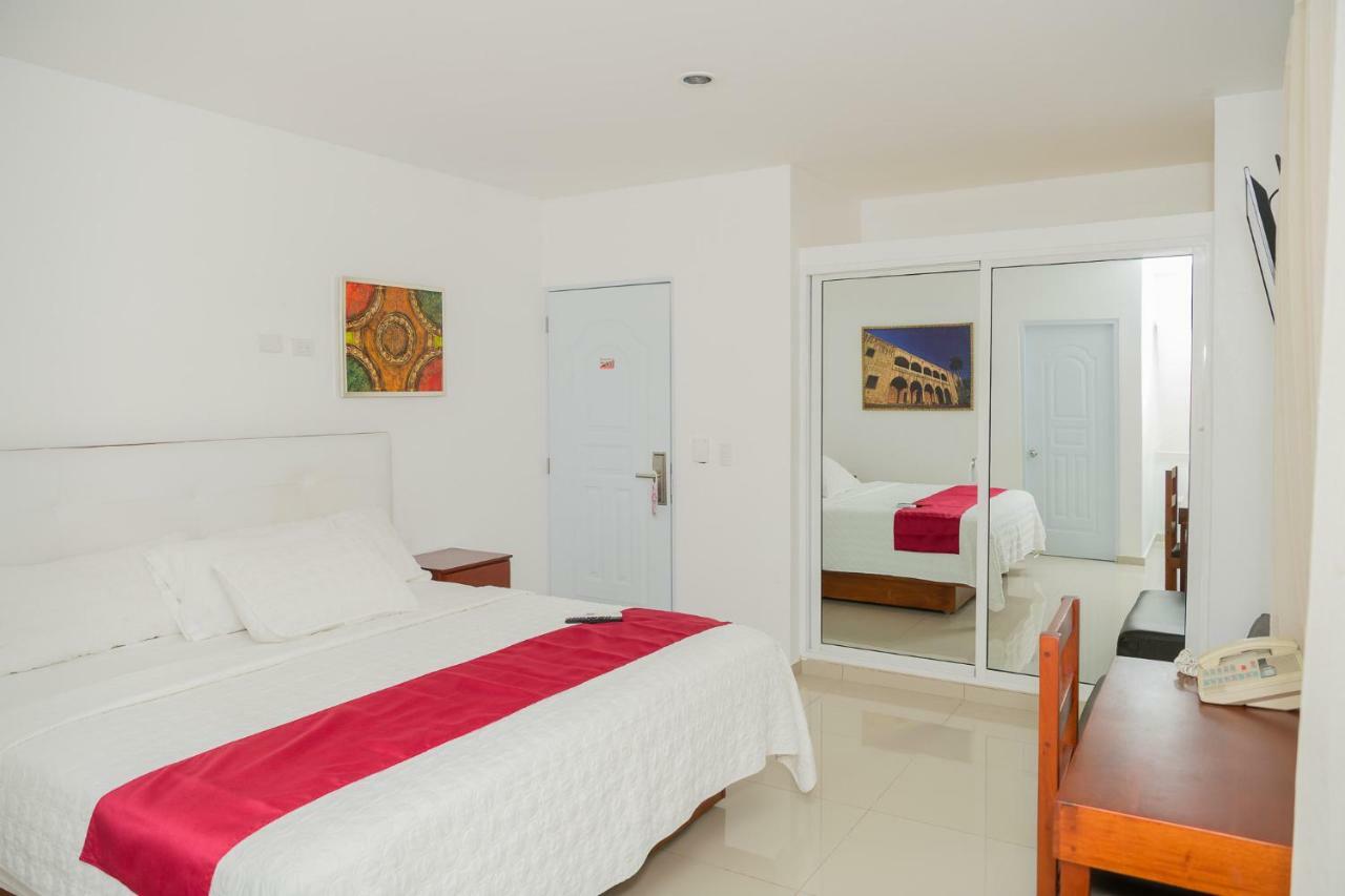 Hostal San Francisco De Asis Santo Domingo Buitenkant foto